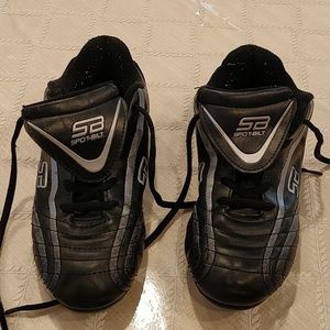 Boys sports sneakers